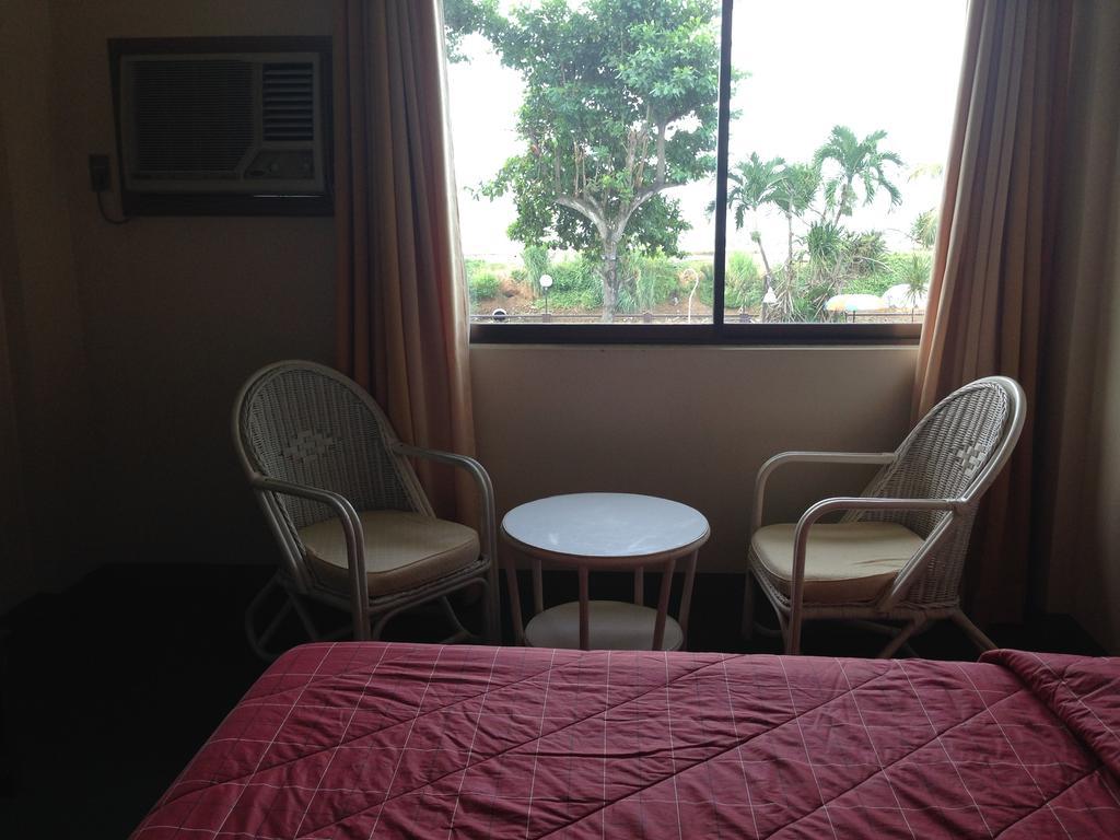 Harbor Lights Hotel And Restaurant Cagayan de Oro Phòng bức ảnh